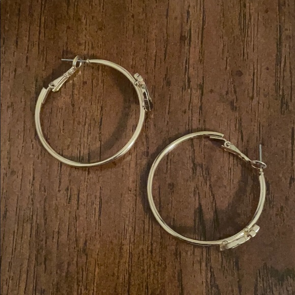 Earrings with anchor - Picture 3 of 3